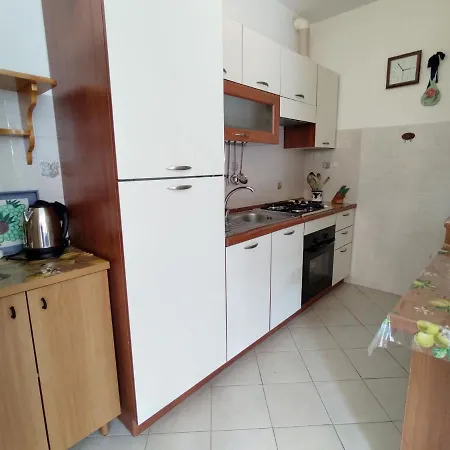 Parco Musadino By Interhome Apartamento Porto Valtravaglia
