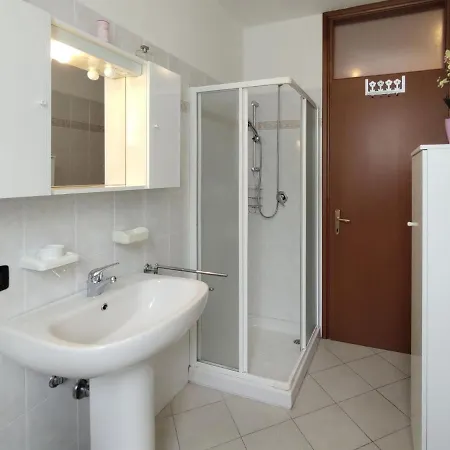 Apartamento Parco Musadino By Interhome Porto Valtravaglia